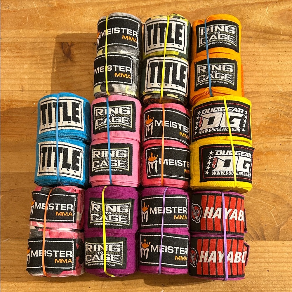Mixed Martial Arts Hand Wraps Set